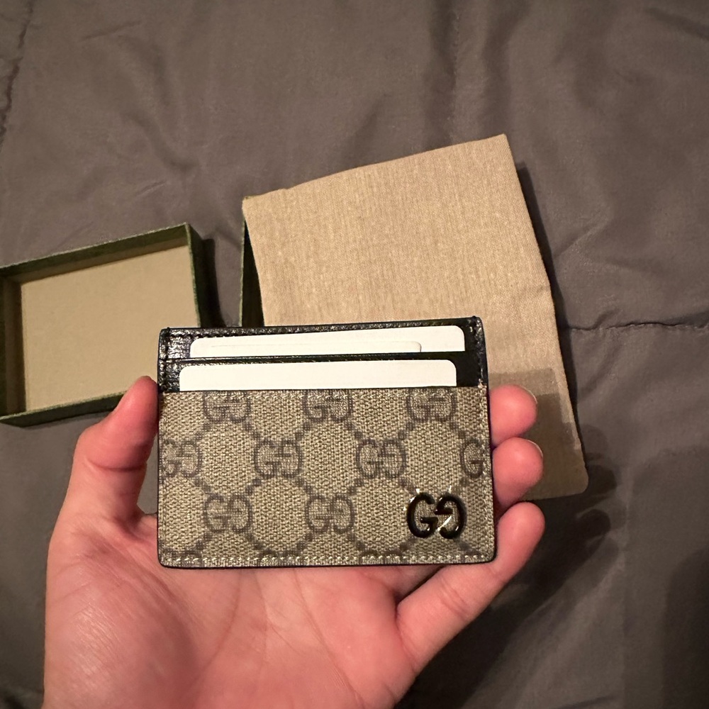 Gucci cardholder